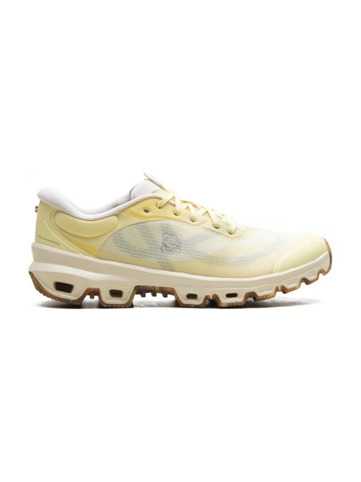 ON CLOUDVENTURE X LOEWE YELLOW TAN GREY