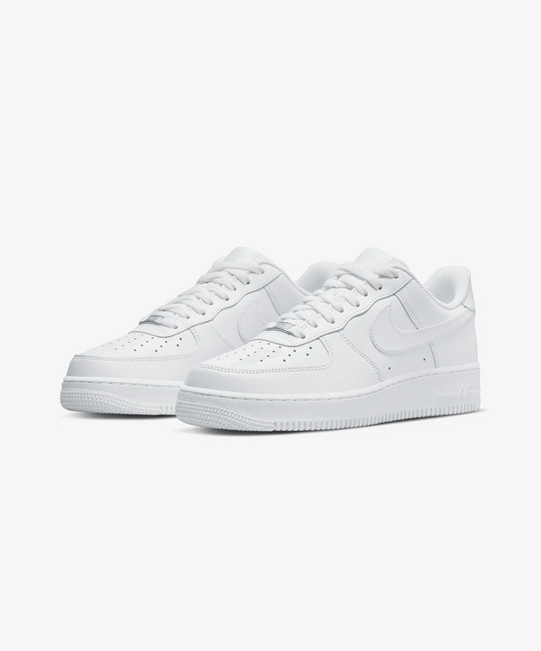 Nikee AIR FORCE 1 '07 Triple White