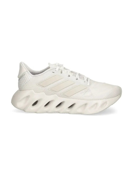 ADIDASS switch fwd WHITE